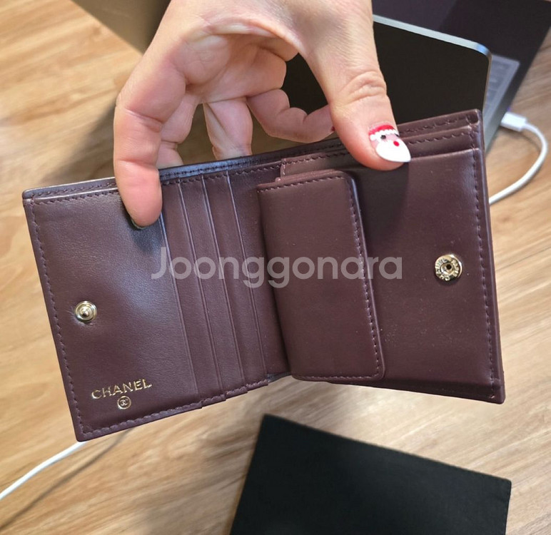 샤넬반지갑 풀플랩 클래식 캐비어 블랙+샴페인골드--1