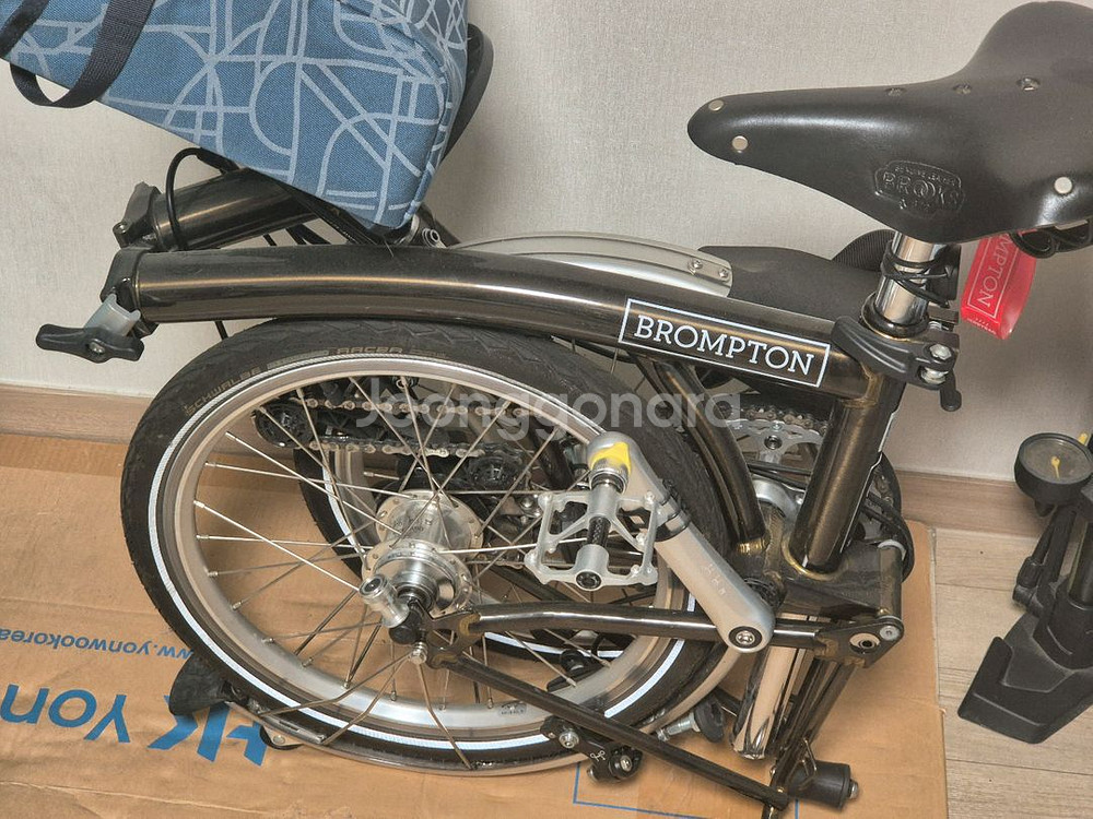 브롬톤 자전거 c라인 희귀색 블랙라커 m6r(L)--4