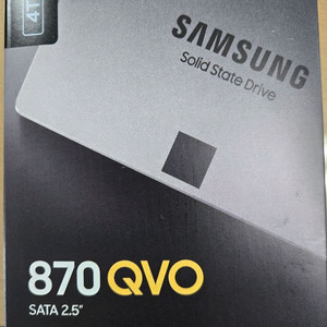 삼성정품 SSD 870QVO 4TB 새제품 팝니다