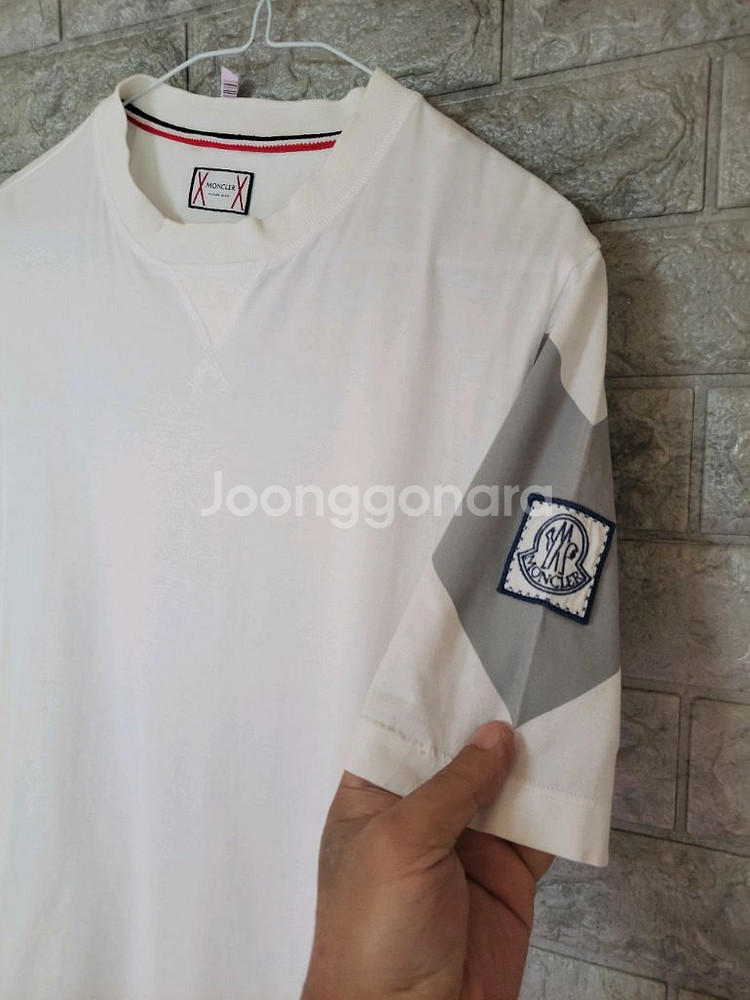 몽클레어 ㆍ정품ㆍ로고티셔츠ㆍ사이즈100상태S--2