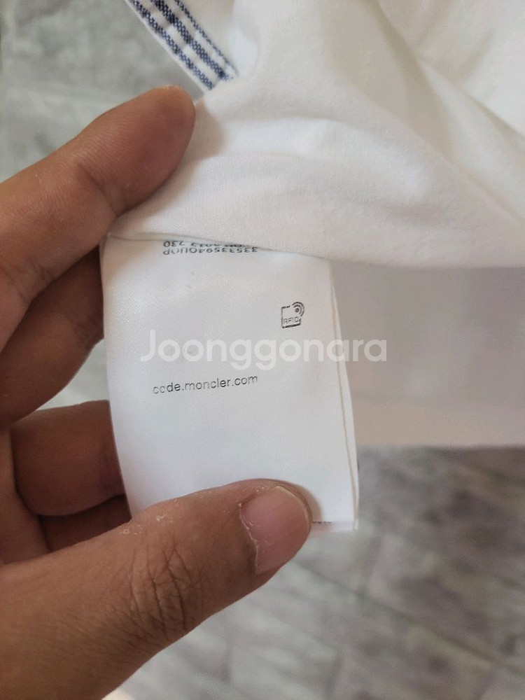 몽클레어 ㆍ정품ㆍ로고티셔츠ㆍ사이즈100상태S--6