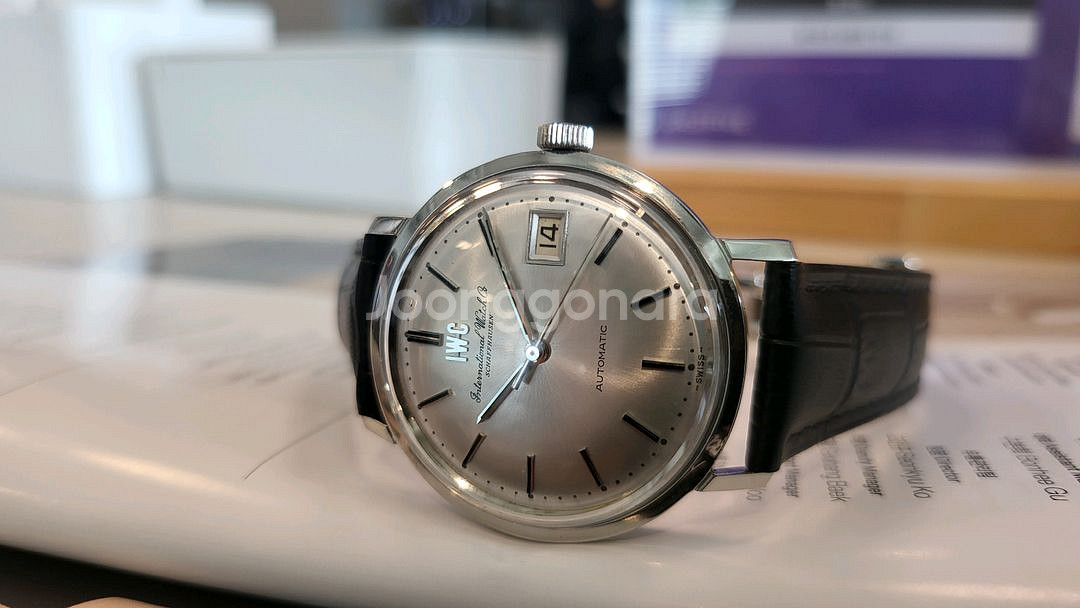 IWC 8541 빈티지 오토매틱 시계를 판매합니다--2