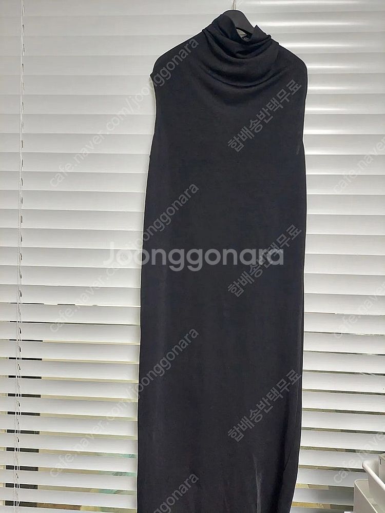 반값무료 코스 홀터넥 롱원피스 쁘띠캡소매 찰랑소재--0