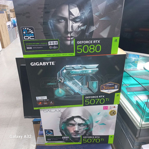 갤럭시 RTX5080 BLACK OC D7 16GB 미