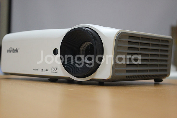 비비텍 DX561 중고빔프로젝터--1