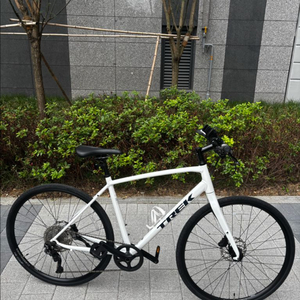Trex Fx3 하이브리드 자전거
