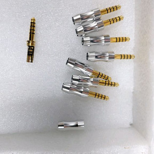 5극 4.4mm 바란스 잭. 8개 신품 몽땅 고급형