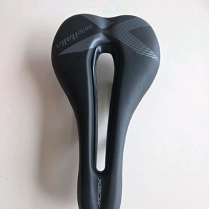 자전거 안장
