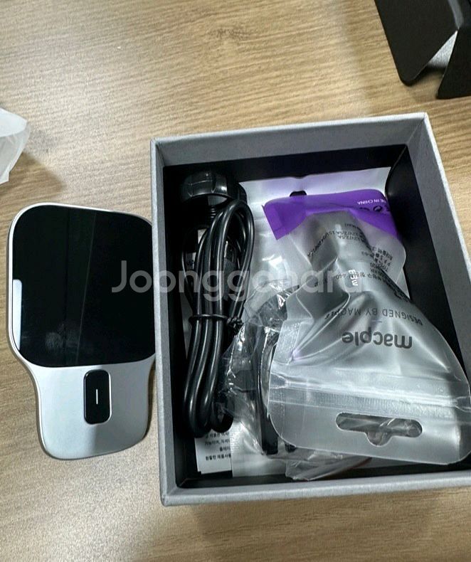 맥플 맥크론 차량용 맥세이프 고속 무선 충전거치대--0