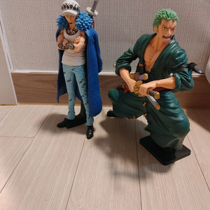 원피스피규어 그란디스타 조로. 킹오아 로우