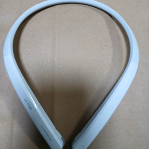 LG HBS-XL7