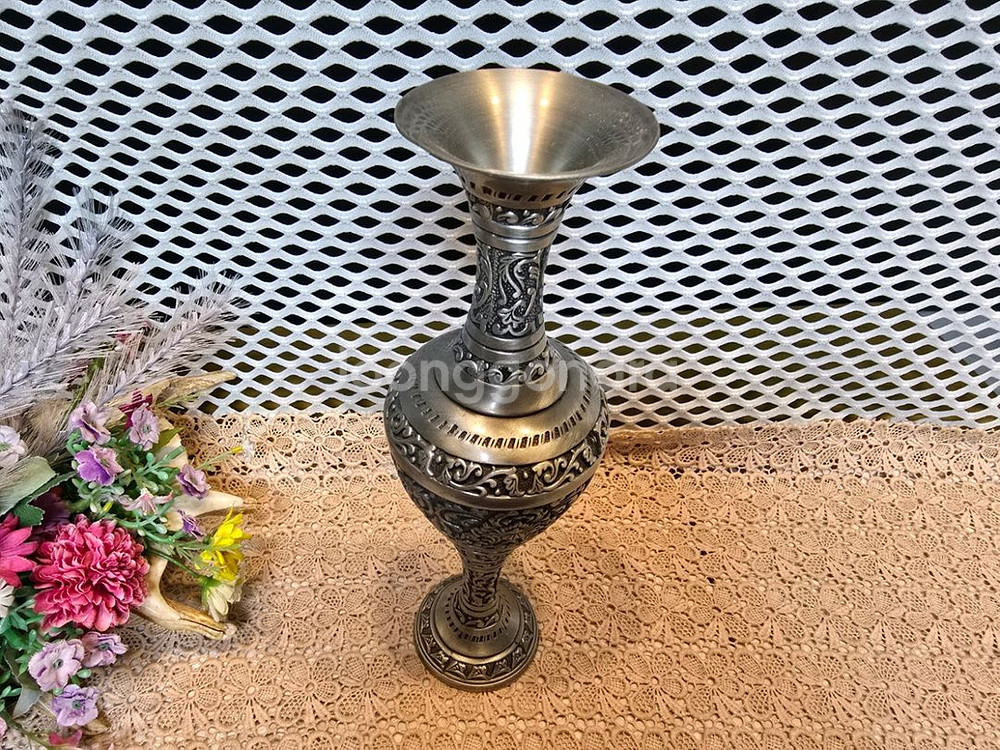 파리 앤틱샾 주석화병.--1