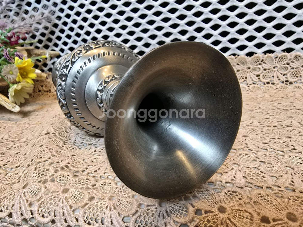 파리 앤틱샾 주석화병.--7