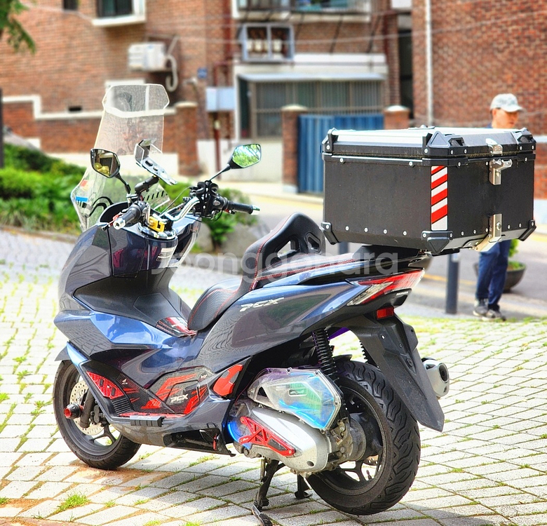21년식 PCX125 ABS 1만2천 A급 튜닝 팝니다--5