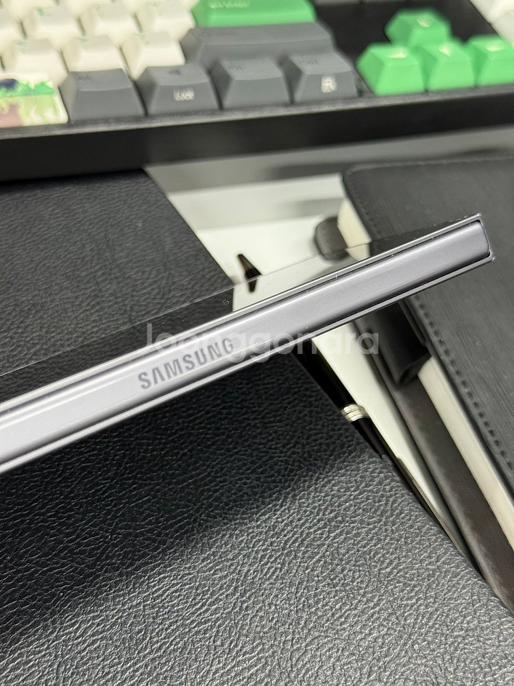 갤럭시 폴드 SE 512GB 판매--1