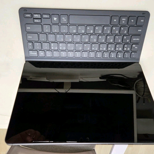 갤럭시탭 S9 fe 5g + 키보드 북커버 판매합니다