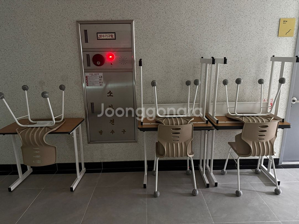 가꿈 책걸상 5세트 일괄판매 (미사용, 학원 공부방용)--1