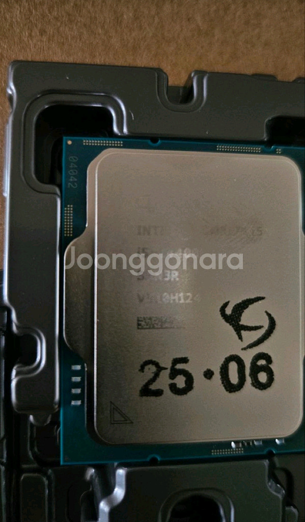 RTX5060 인텔 14세대 게이밍 컴퓨터 처분합니다--1