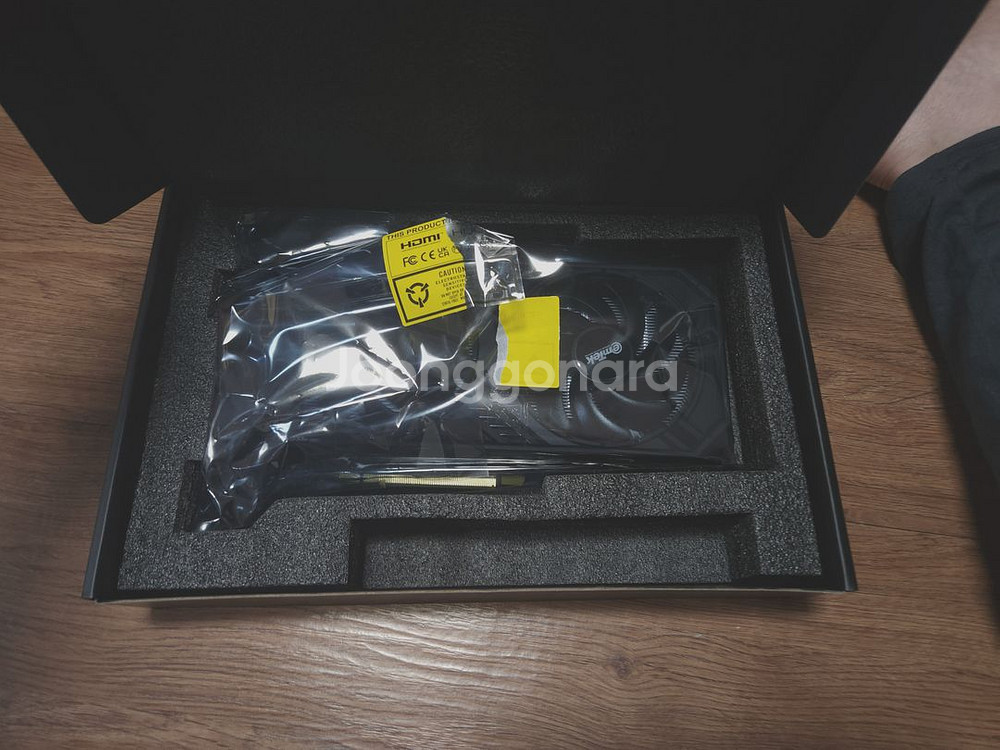 이엠텍 지포스 RTX 4060 STORM X Dual--5