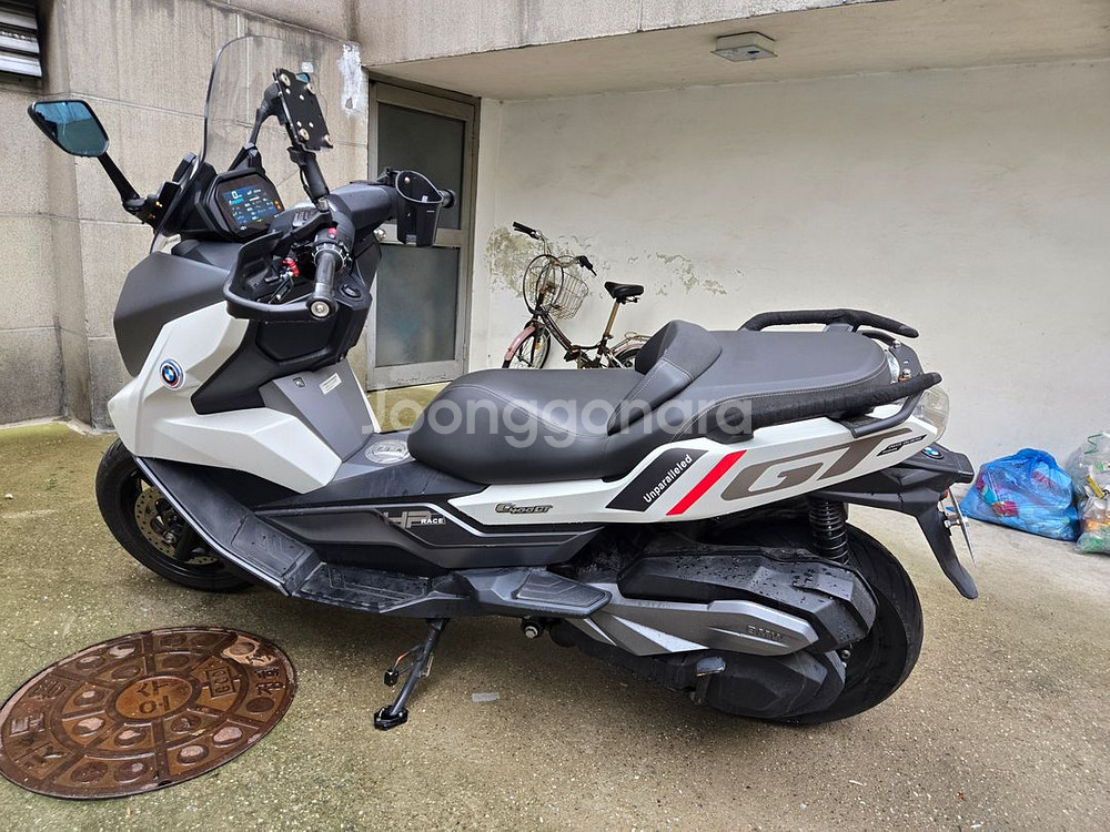 Bmwc400gt--3