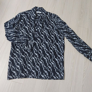 산드로 프린팅 플루이드 셔츠