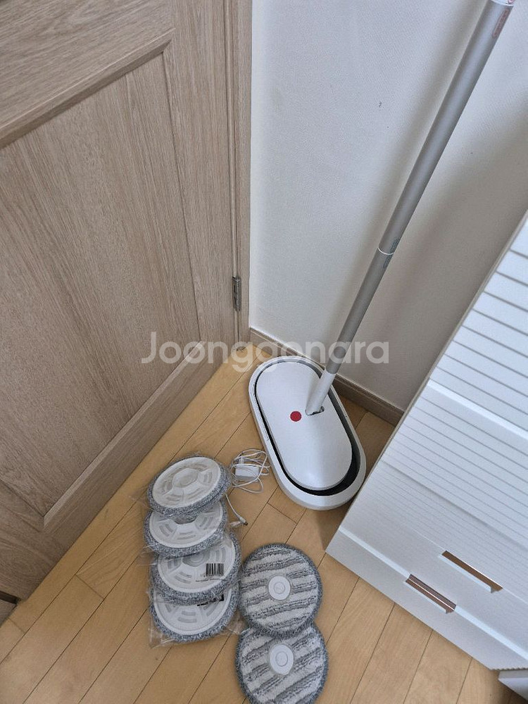무선물걸레청소기 듀스핀3 프로 자덩회전 자동세척탈수--0