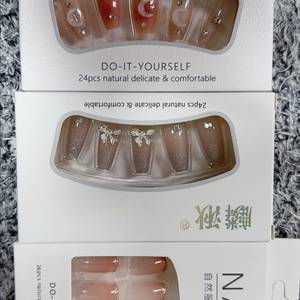 네일팁