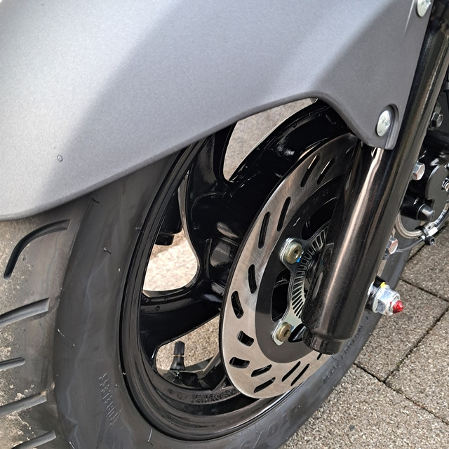 그란투스125 배달전용 오토바이 SYM KR모터스 이미지