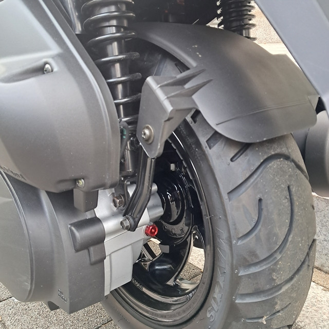 그란투스125 배달전용 오토바이 SYM KR모터스 이미지