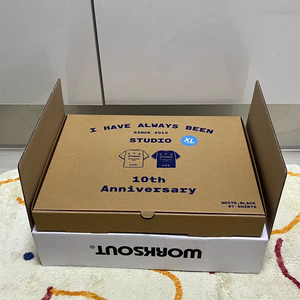 아이앱 스튜디오 10주년 반팔 티셔츠 XL 새상품 판매
