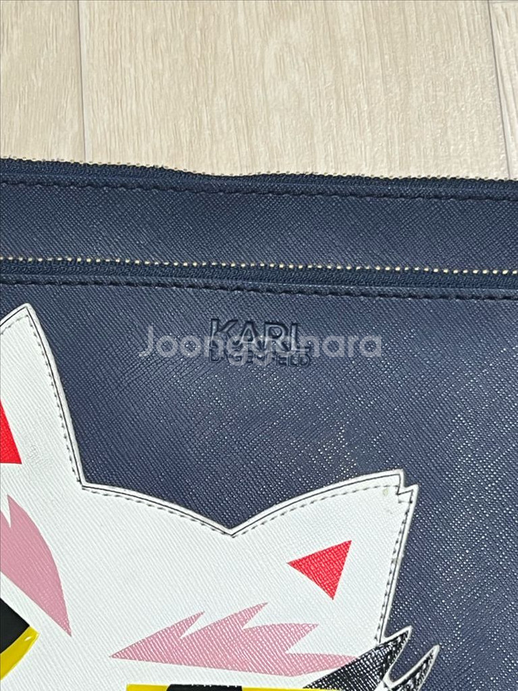 칼라거펠트 클러치백 새제품--1
