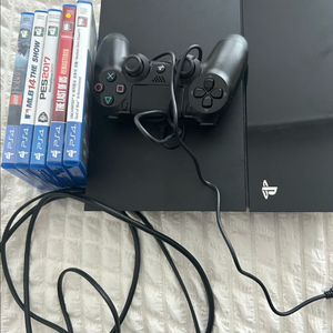 PS4 본체 + 게임CD 6종 풀세트 팝니다