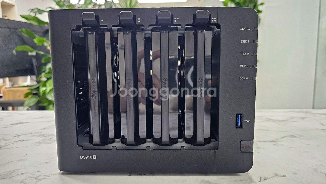 시놀로지 DS916+ NAS 8GB 풀박스--3