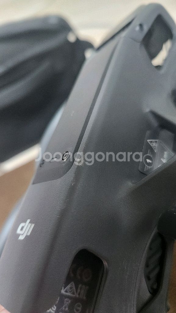 DJI AVATA2 플라이모어 콤보 + 조종기3 팝니--3