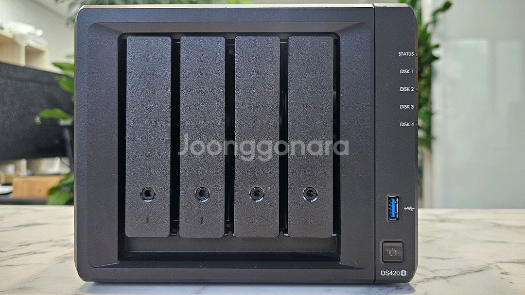 시놀로지 DS420+ NAS 18GB 512GB 64T--1