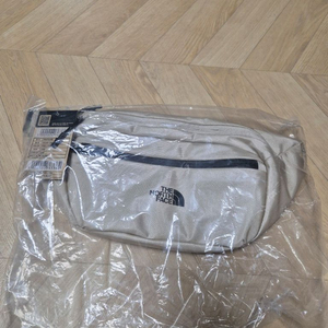 노스페이스 SP 스포츠 힙색 크림 새상품