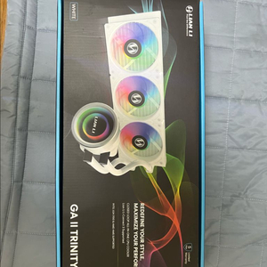 리안리 GALAHAD II Trinity 360 화이트