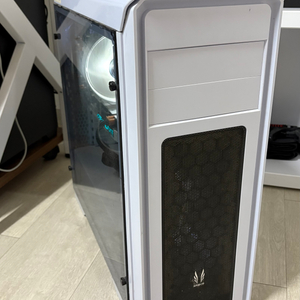 게이밍 PC 컴퓨터 팝니다. GTX 1660 Ti