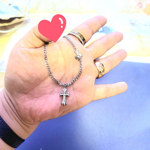 크롬하츠목걸이