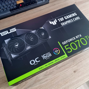 ASUS TUF RTX 5070Ti 그래픽카드