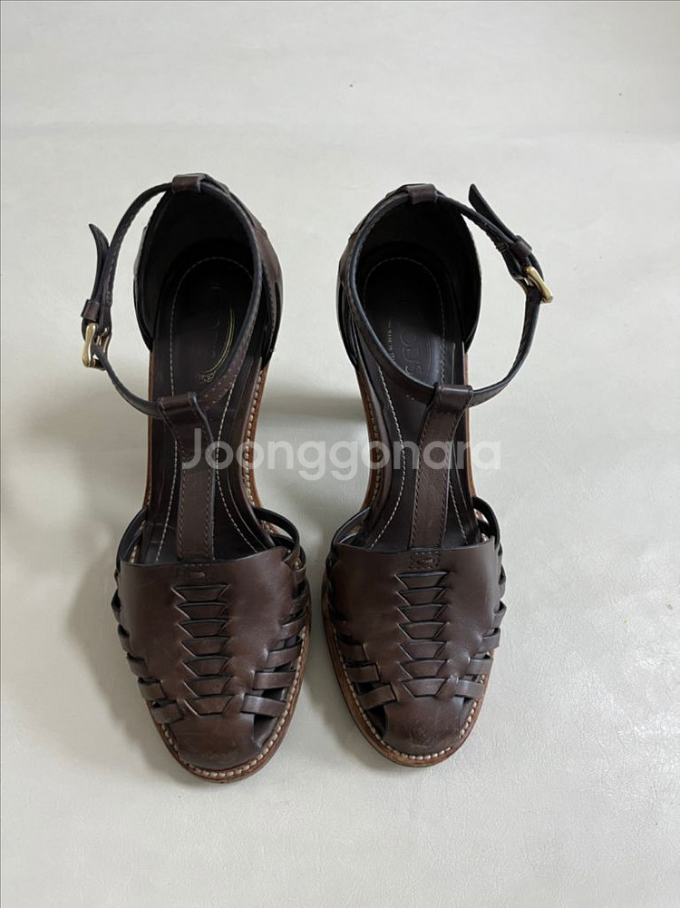 Tods 토즈 여름 샌달 36.5--0