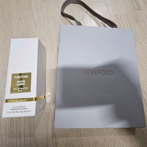 톰포드 화이트 스웨이드 50ml 국문택