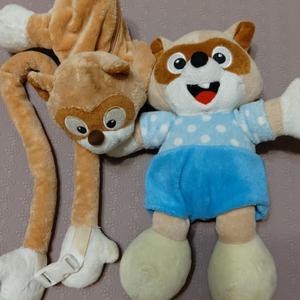 롯데월드 로티 인형. 목에 거는 인형가방