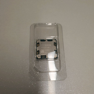 AMD 라이젠 7500F 팝니다.
