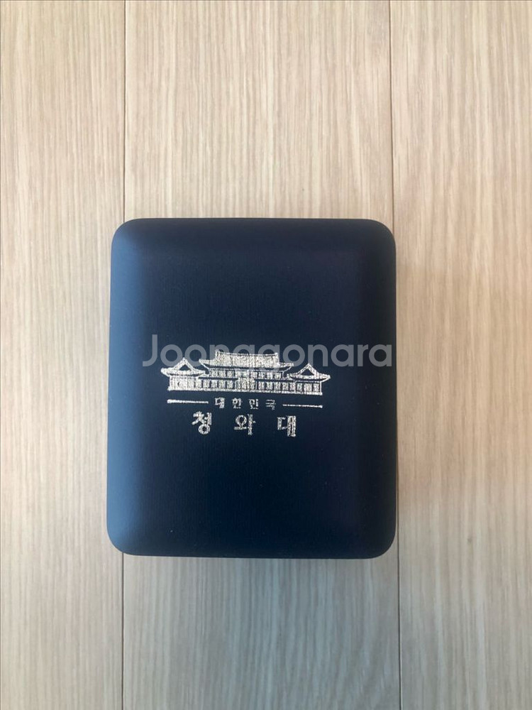 청와대 손목시계(40mm) 팝니다.--0