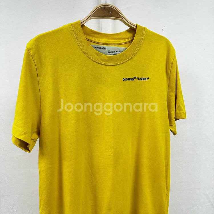 오프화이트 로고 자수 반팔 티셔츠 J8--5