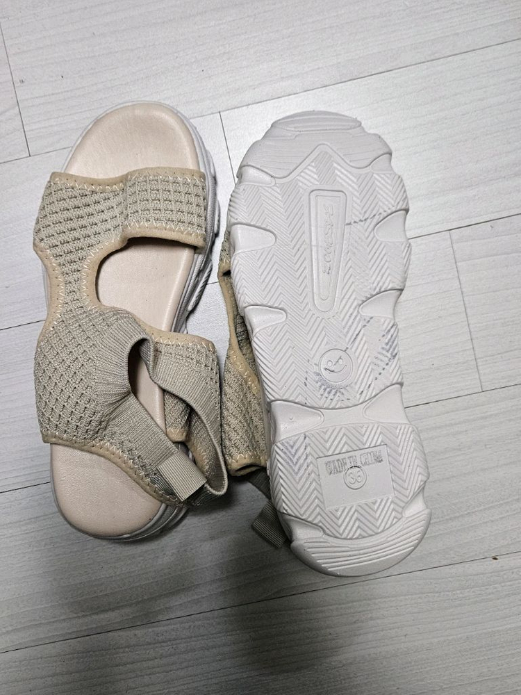 급매 새상품) 밴딩 스판 슬리퍼 여성 샌들 뮬 구두 신--2