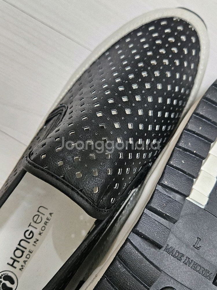 급매 새상품) 행텐 펀칭 통굽 슬립온 여성 운동화 블랙--3