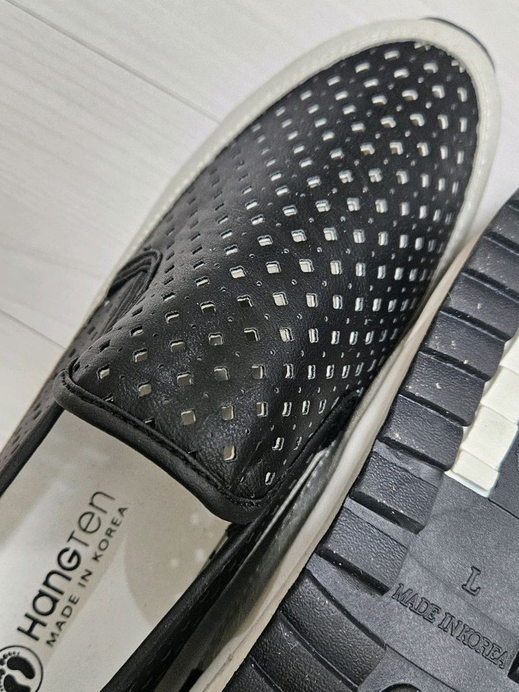 급매 새상품) 행텐 펀칭 통굽 슬립온 여성 운동화 블랙--3