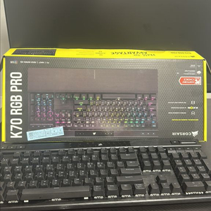 커세어 K70 RGB Pro 기계식 키보드(은축)
